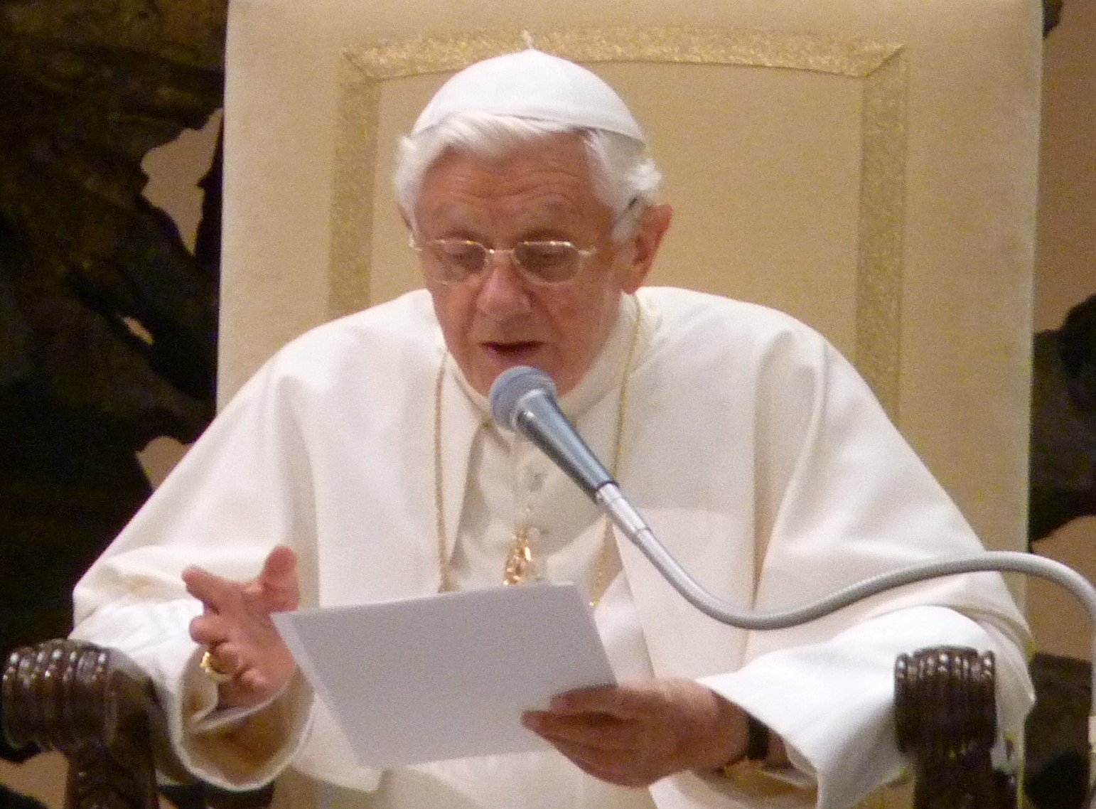 pope benedict Migrants and Refugees